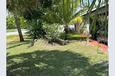 31 NE 57th Court, Fort Lauderdale, FL 33334 - Photo 2