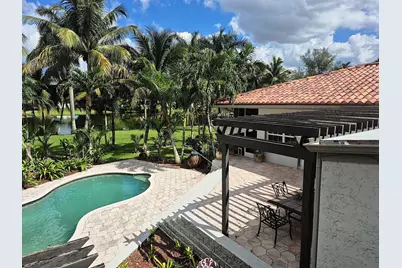 11081 SW 30th Court, Davie, FL 33328 - Photo 16