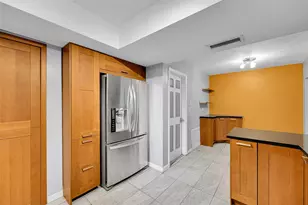 6501 NW 24th Ct, Sunrise, FL 33313 - Photo 10
