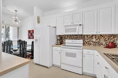 7775 Yardley Drive #110, Tamarac, FL 33321 - Photo 8