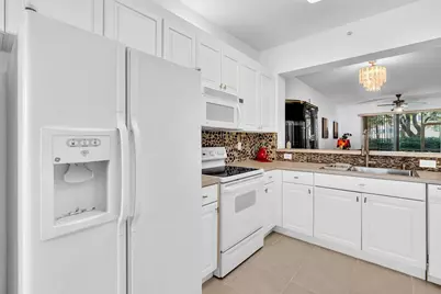7775 Yardley Drive #110, Tamarac, FL 33321 - Photo 6