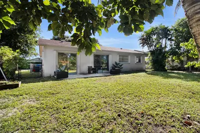 2440 NW 98th Lane, Coral Springs, FL 33065 - Photo 24