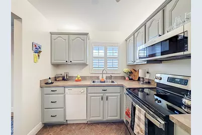 6570 Royal Palm Boulevard #312, Margate, FL 33063 - Photo 10