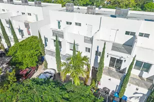 822 NE 19th Ave, Fort Lauderdale, FL 33304 - Photo 1