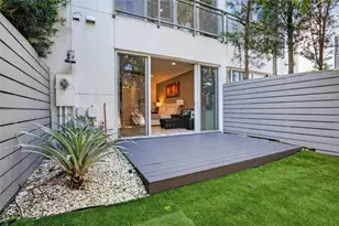 822 NE 19th Ave, Fort Lauderdale, FL 33304 - Photo 6