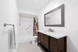 2970 NE 16th Ave, Oakland Park, FL 33334 - Photo 12