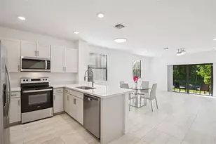 180 SE 5th Ct, Deerfield Beach, FL 33441 - Photo 1