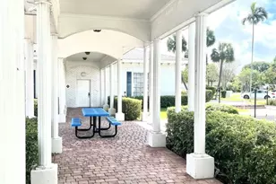 2270 NE 68th St, Fort Lauderdale, FL 33308 - Photo 32