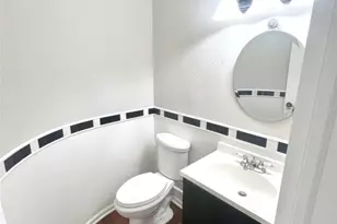 2270 NE 68th St, Fort Lauderdale, FL 33308 - Photo 10