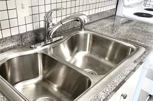 2270 NE 68th St, Fort Lauderdale, FL 33308 - Photo 14