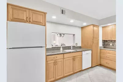 1150 Hillsboro Mile #309, Hillsboro Beach, FL 33062 - Photo 6