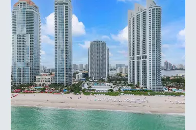 18001 Collins Avenue #2806, North Miami Beach, FL 33160 - Photo 4