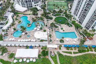 18001 Collins Ave, North Miami Beach, FL 33160 - Photo 6