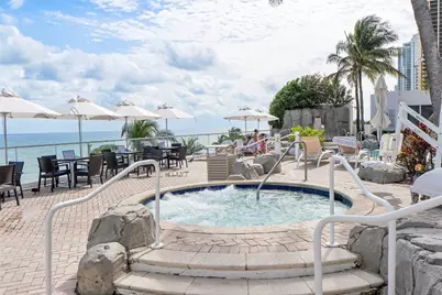 18001 Collins Avenue #2806, North Miami Beach, FL 33160 - Photo 32