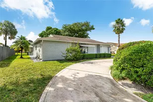 9608 NW 67th St, Tamarac, FL 33321 - Photo 2