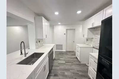 9608 NW 67th Street, Tamarac, FL 33321 - Photo 12