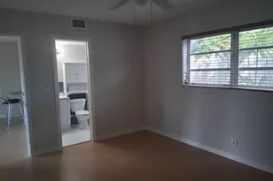 3212 NE 7th Pl, Pompano Beach, FL 33062 - Photo 10