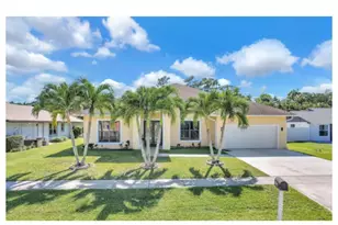 123 Bilbao St, Royal Palm Beach, FL 33411 - Photo 2