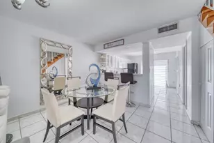 2612 W 54th Pl, Hialeah, FL 33016 - Photo 6