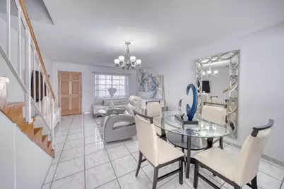 2612 W 54th Place #Unit 204, Hialeah, FL 33016 - Photo 8