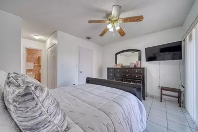 2612 W 54th Place #Unit 204, Hialeah, FL 33016 - Photo 12