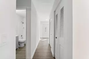 4679 Dolphin Dr, Lake Worth, FL 33463 - Photo 8