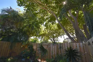 1713 NW 73rd Ave, Plantation, FL 33313 - Photo 22