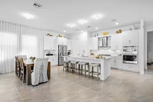 12295 N Baypoint Cir, Parkland, FL 33076 - Photo 10