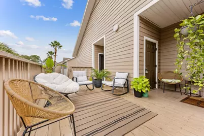 1601 Nectarine Street #I5, Fernandina Beach, FL 32034 - Photo 2