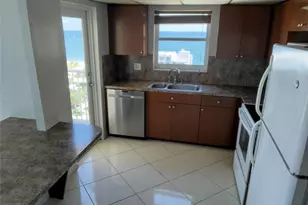 1200 Hibiscus Ave, Pompano Beach, FL 33062 - Photo 4