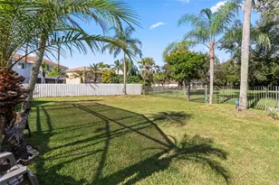 525 Stonemont Ln, Weston, FL 33326 - Photo 38