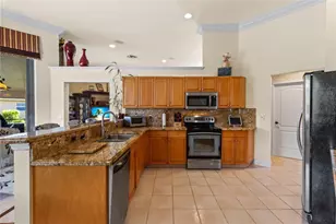 525 Stonemont Ln, Weston, FL 33326 - Photo 10