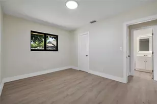 617 NE 38th St, Oakland Park, FL 33334 - Photo 16