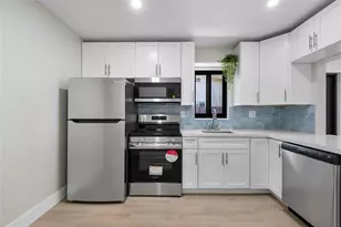 617 NE 38th St, Oakland Park, FL 33334 - Photo 6