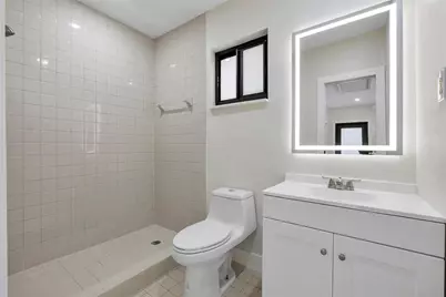 617 NE 38th Street, Fort Lauderdale, FL 33334 - Photo 24