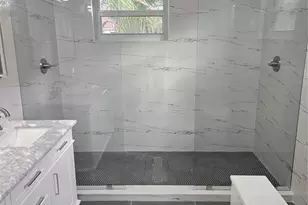 580 NW 87th Way, Coral Springs, FL 33071 - Photo 2