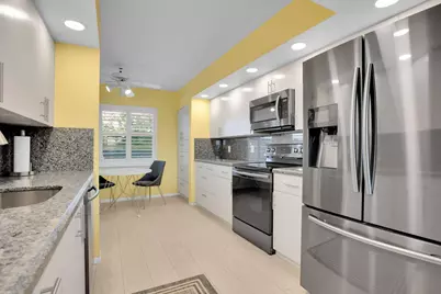 1702 Andros Isle #D4, Coconut Creek, FL 33066 - Photo 2