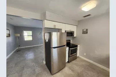 942 NW 12th Street, Fort Lauderdale, FL 33311 - Photo 10