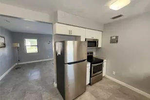 942 NW 12th St, Fort Lauderdale, FL 33311 - Photo 10