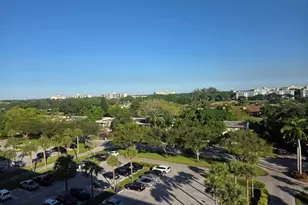 3150 N Palm Aire Dr, Pompano Beach, FL 33069 - Photo 16