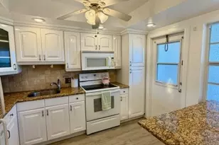 3150 N Palm Aire Dr, Pompano Beach, FL 33069 - Photo 4