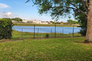 21 Country Lake Cir, Boynton Beach, FL 33436 - Photo 46