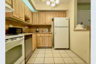 9988 N Belfort Circle #111, Tamarac, FL 33321 - Photo 10