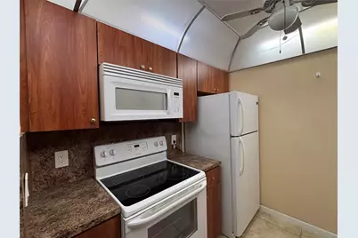 1401 SW 135th Terrace #307H, Hollywood, FL 33027 - Photo 4