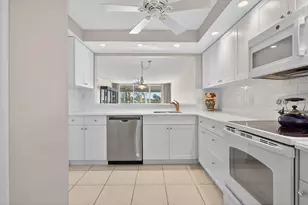 985 SE 19th Ave, Deerfield Beach, FL 33441 - Photo 14