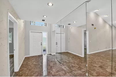 6869 Fountains Circle #6869, Lake Worth, FL 33467 - Photo 8