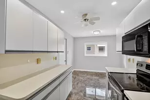 6869 Fountains Cir, Lake Worth, FL 33467 - Photo 14