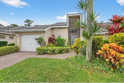 6869 Fountains Circle #6869, Lake Worth, FL 33467 - Photo 2