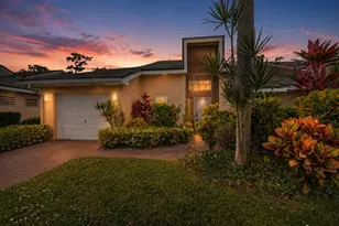 6869 Fountains Cir, Lake Worth, FL 33467 - Photo 1