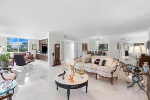 800 Cypress Grove Dr, Pompano Beach, FL 33069 - Photo 4